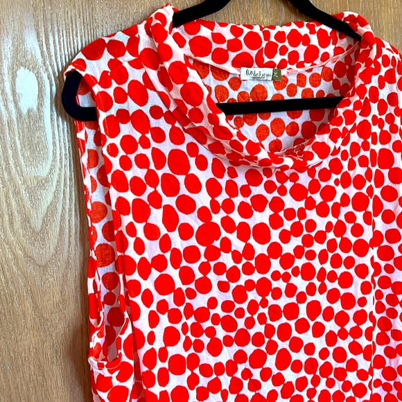 Fun white and red dress! - Picture 2 of 6